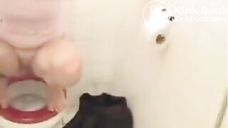 hot blonde pooping - video 2