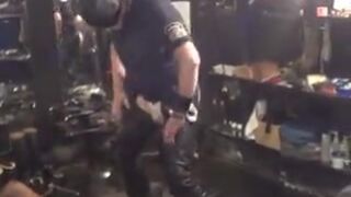 esclavos comiendo mierda