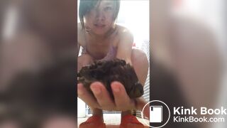 AMATEUR - Hot Chinese Girl Eats Her Shit 2!