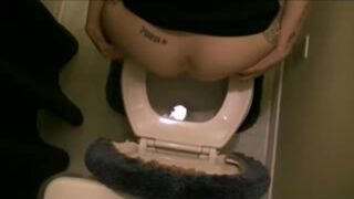 Loose poo from above