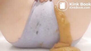 Soppy girl pantypoop 1eakage