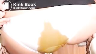 panty poop 3 - video 3