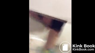 Girls pooping on the toliet - video 24