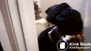 Bahamia Lady Caught Shitting