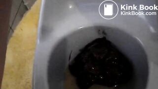 First poop video