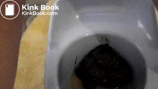 First poop video