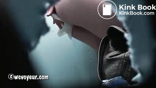 Girl pooping in the toilet spycam 3