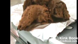 Two girls shit on a scale