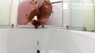 Amateur girl rubbing fresh shit on her shaved pussy