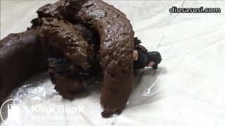 BBW Giantess Shits on Tiny