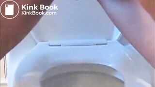 Hot brunette pooping 1