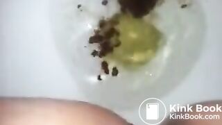 runny shit between legs 3