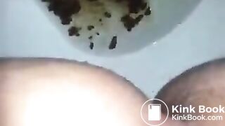 runny shit between legs 3