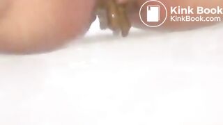 Runny poop - video 3