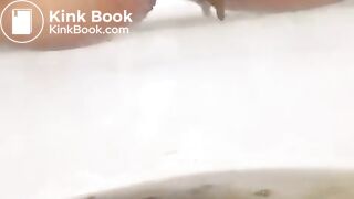 Runny poop - video 3