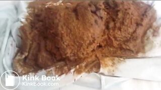 Blonde huge dump in flower leggings