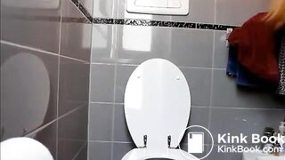 Amateur wife shitting and peeing in the toilet