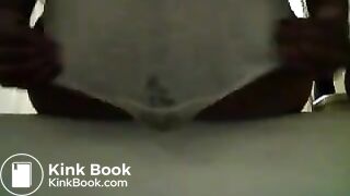 afro-american-girl-pantypoop2