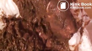 SISTER MESSES HER NAPPY IN MOMMY'S BED