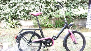 pooping leggings on a bike