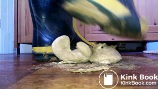teddy bear stomp under poop