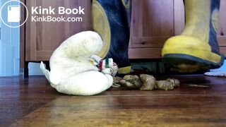 teddy bear stomp under poop