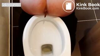 fingering while pooping