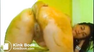 Colombian amateur scat girl