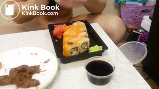 Girl eats her own shit in Japanese style