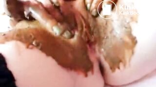 Scat Solo girl shitty masturbation