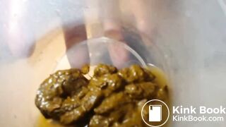 Mature Ebony Shitting in little Container Bowl