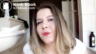 Cute German Girl Shits her Pantyhose