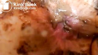 Girl fingers her friend while she shits