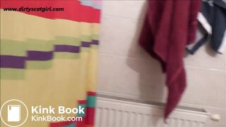 scat slave Victoria in action