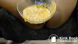 Ebony shits - video 2