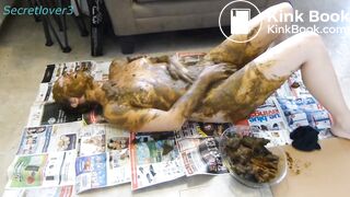 girl takes a scat bath