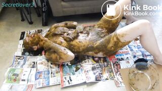 girl takes a scat bath