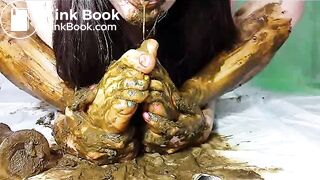 My feet receive a portion of shit