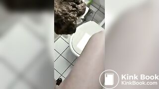 pooping - video 42