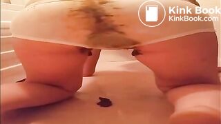 Chubby girl pooping and farting in her white panties