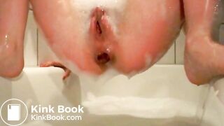 Another bathtub shitiing vid