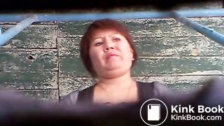 KASACHSTAN WC 7 - HAIRY FAT GRANNY PISSING