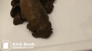 Close-up pooping - video 3