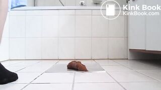 Chubby Girl Birthing Huge Fat Shits