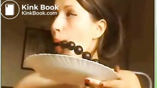 Shit eating girl scat