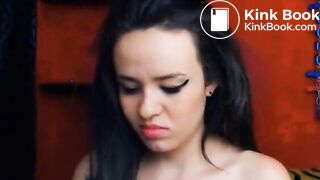 18yo babe scat, piss and vomit on webcam