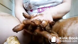 Dildo scat - video 7