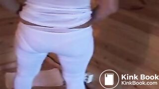 Diarrhea in leggings