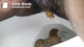 Ebony Unloading Lunch