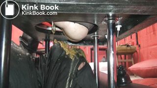 Loose scat eating from domina